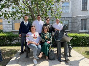 15 травня у ХНУРЕ відзначили ДЕНЬ ВИШИВАНКИ