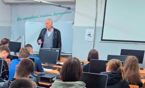 ХНУРЕ продовжує працювати у змішаному форматі