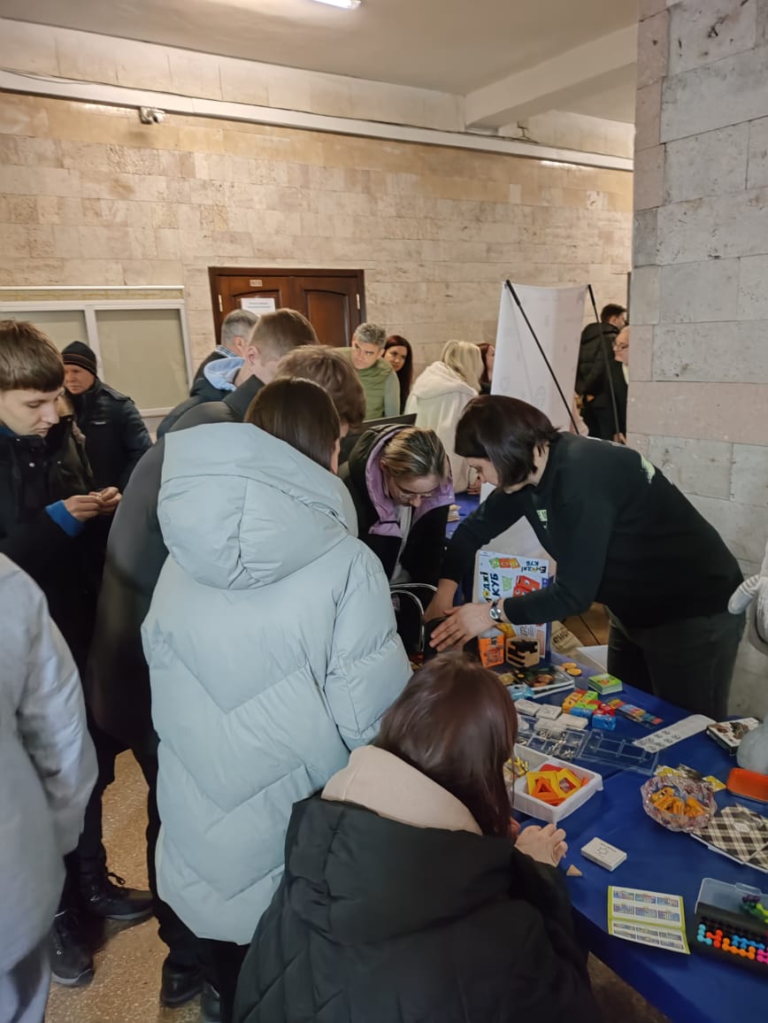 День знайомства з ХНУРЕ “NEXT GEN DAY: Твій маршрут у професії майбутнього”