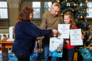 Дітей працівників ХНУРЕ привітали з Різдвяними та Новорічними святами