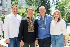 У Харківському національному університеті радіоелектроніки відзначили Всесвітній день вишиванки