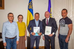 ХНУРЕ та Харківський національний медичний університет підписали меморандум про співробітництво