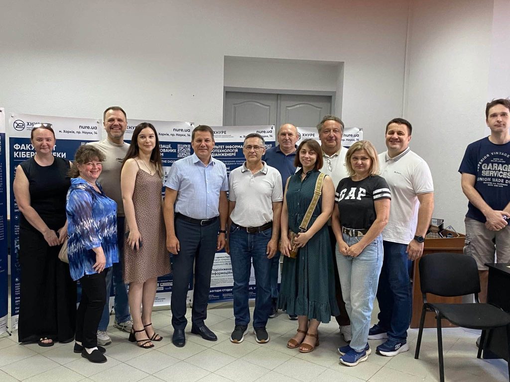 У ХНУРЕ офіційно розпочав роботу Консультаційний центр Приймальної комісії
